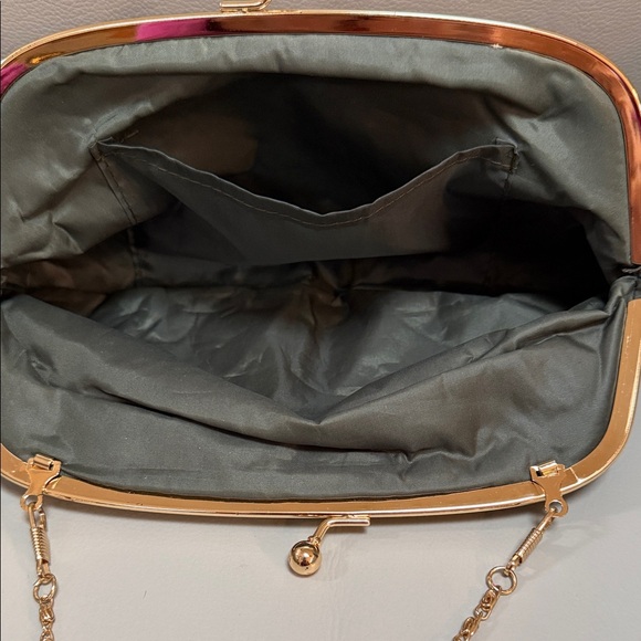 Elegant Burgundy Clutch with Gold Accents - Picture 2 of 4